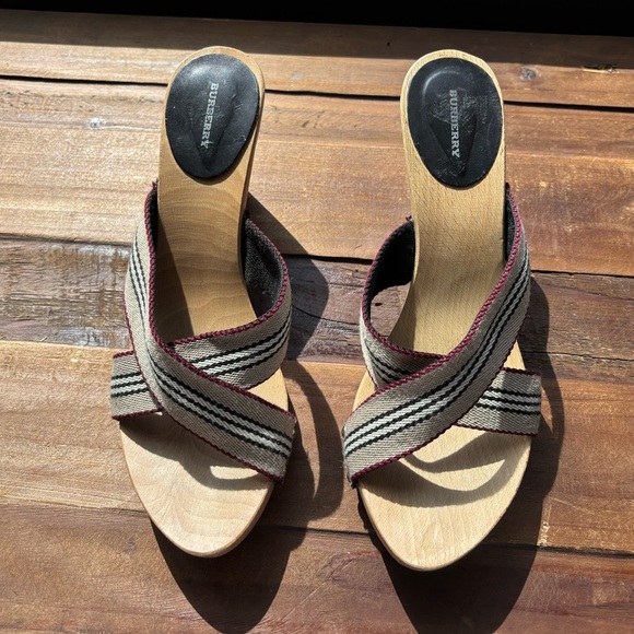 Burberry Vintage Striped Wooden Heeled Cross Strap Sandals Size 40 - Picture 3 of 11